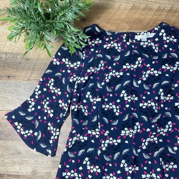Boden Sheath Dress midi length Floral Design bell sleeve crew neck - Picture 5 of 14